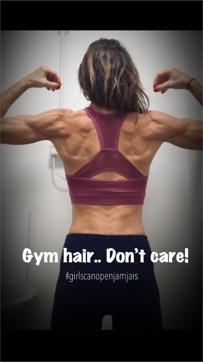 Back day... again!!! 🙌 and not a hair brush in sight... 🤣