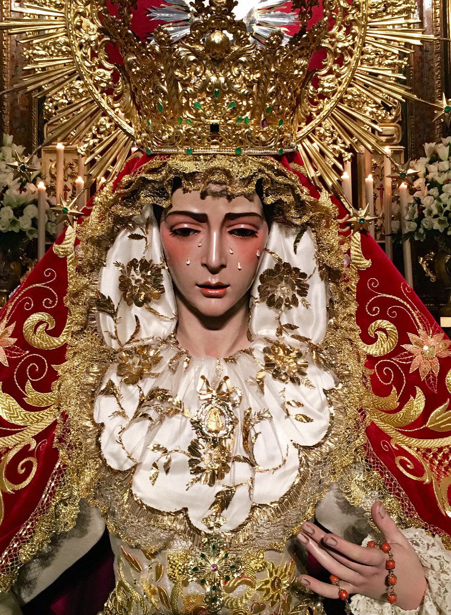 Pikaito3's tweet photo. Besamanos Virgen del Rocio
@Hdad_Redencion
#Inmaculada2018 https://t.co/QjsOdWMtRp