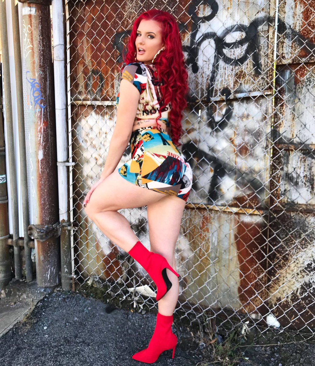 justina valentine on twitter brand new episode of singled out starts now 4pm est click below to watch chat live w me conceitednyc https t co 3rlyuxwecv singledout mtv justinavalentine https t co kjjzzdmqgv twitter
