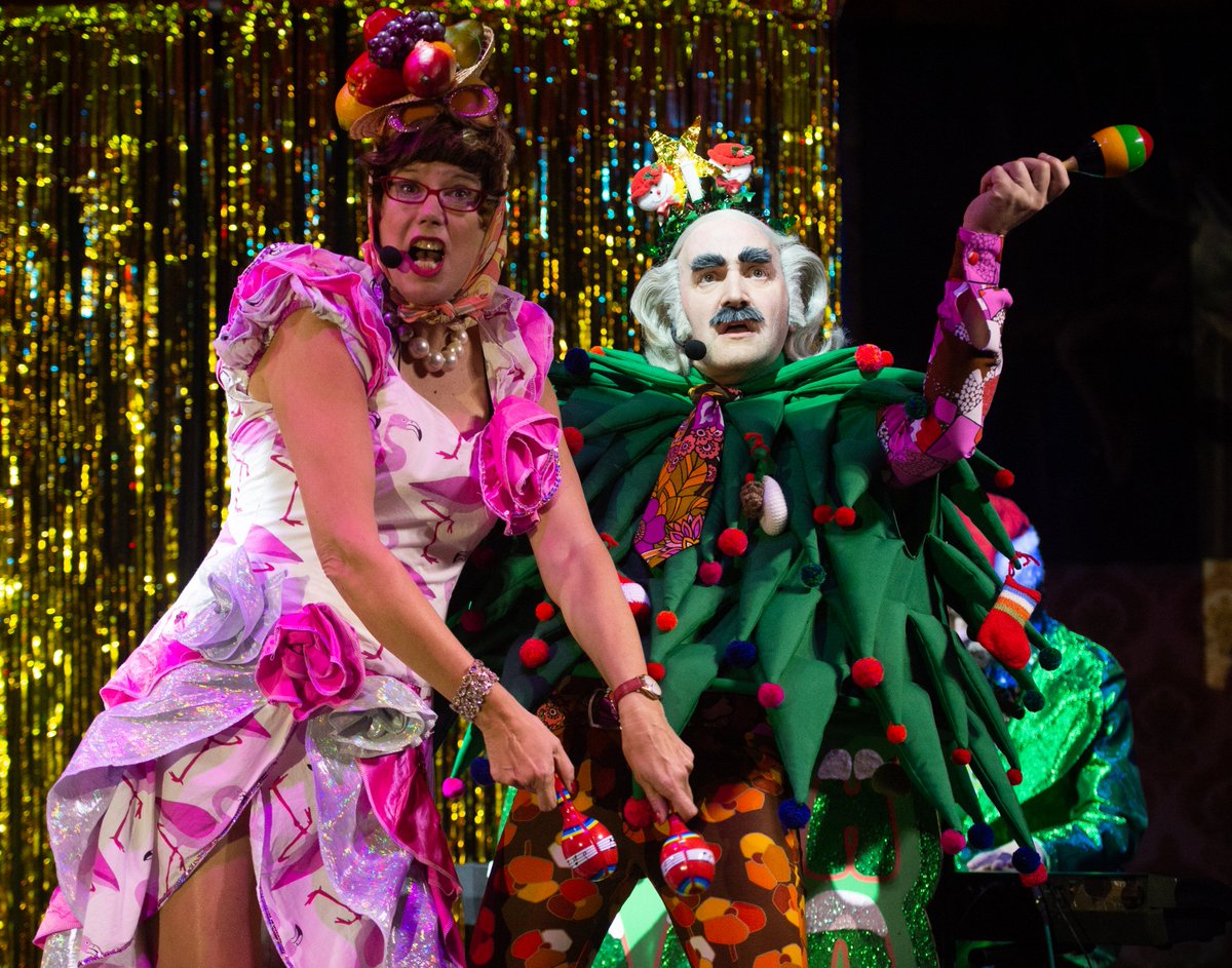 MirthMarvelE17's tweet photo. Tomorrow night 7:30pm. Join Lorraine &amp; top entertainer @boogaloostu and his alter ego Derek Daniels for a 1970s themed #Christmas Bingo experience with the added interest of Shakespearean quotes! Very silly &amp; brilliant all at the same time! https://t.co/1e8t7sNG7H https://t.co/A5PTq4aWFN