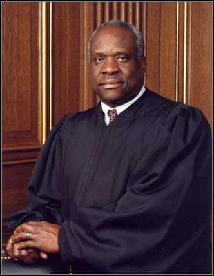 Then there's this ass, @JusticeThomas67, who should joined George H W Bush back in Texas. #BushFuneral #Bush41