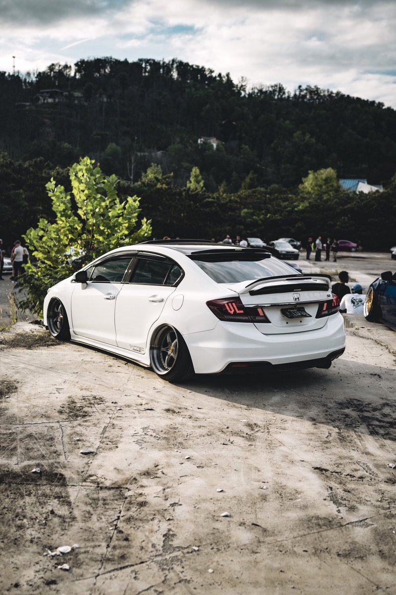 Tyler flip flop tweet media