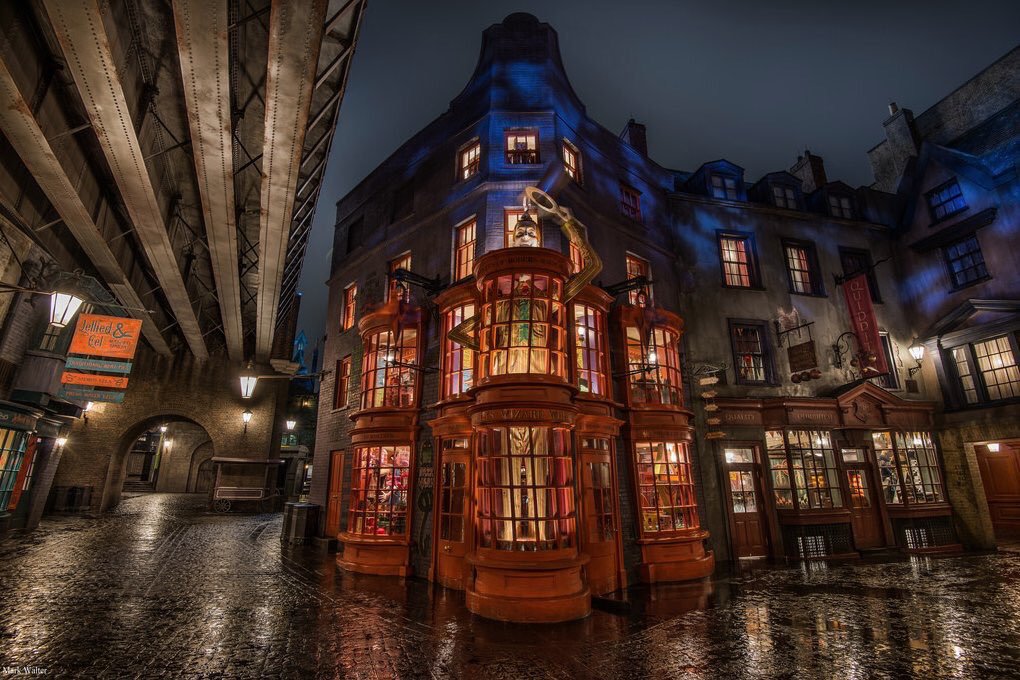 EiProfeta's tweet photo. Por un 2019 en el que pueda visitar el parque temático de Harry Potter en Orlando. https://t.co/j8k8J0FL6u