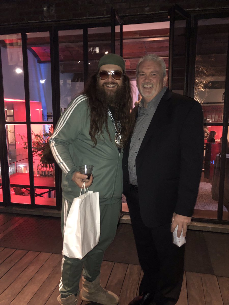 EnvoyAviation's tweet image. Had an amazing time meeting Rad Rockin at the Hurricane Group Party! Thank you for a wonderful time! 
#hurricanegroup #radrockin #aviation #bizav #goodtimes #friends