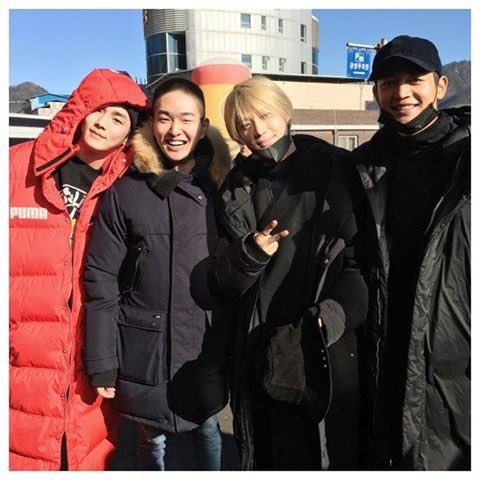 Jungshooked1997's tweet photo. Eu to tão orgulhosa de vc meu bebe 😭😭
 Mamãe vai sentir saudades de vc 😭❤️ https://t.co/bEXyvMueDf