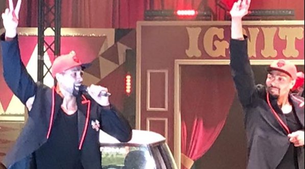 Amelia_Amber_DV's tweet photo. It says it all on @AshleyBanjo & @Jordan_Banjo’s faces!!🥰
#proudmoment #preciousmoment #specialmoment #banjobrothers #phenomenal #thegreatestshow #ignitecircus 🔥🔥🔥
Genuine epic legends😎👊🏾!! https://t.co/GVM8oibVCT
