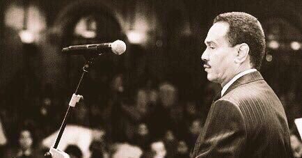 zh4's tweet image. وأنتظِر للصُبح مرسول الشعاع
نورك الِّلي غاب مِن يوم الوِداع 

#ابو_نوره ❤️🎧