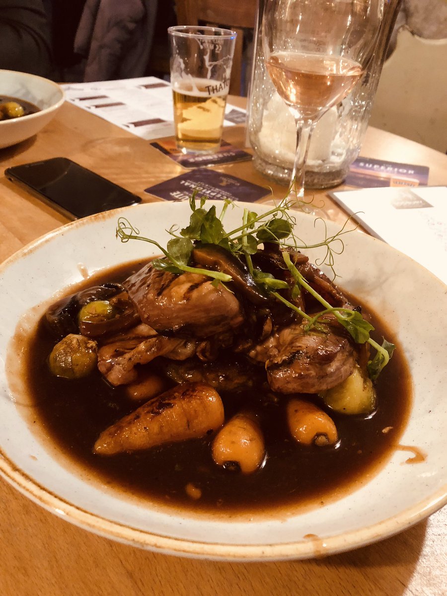Lisa__T_'s tweet photo. Not just good burgers @SodburySquire - cheers guys 👌 #foodanddrink #bristol with a @Wadworth Swordfish ale to start and great service 👍 https://t.co/P1bidU8Mi5