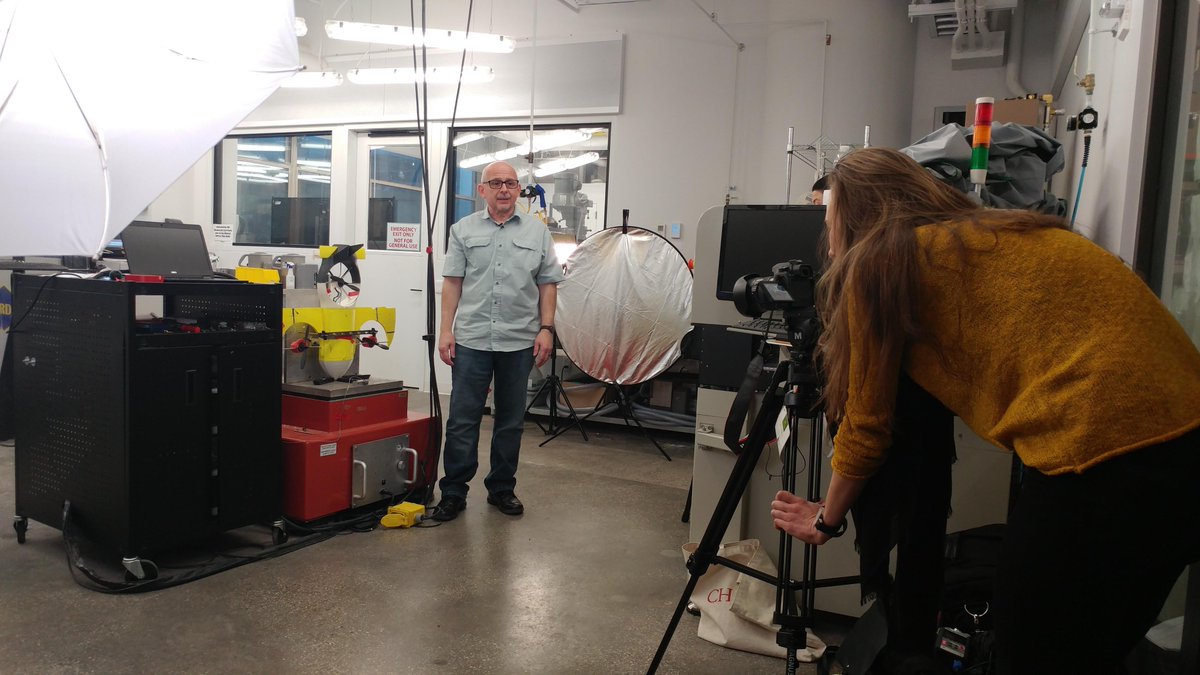 nyutandonFITL's tweet image. We are working on something new with Prof. Borowiec.  #shaker #makerspace #MechanicalandAerospaceEngineering