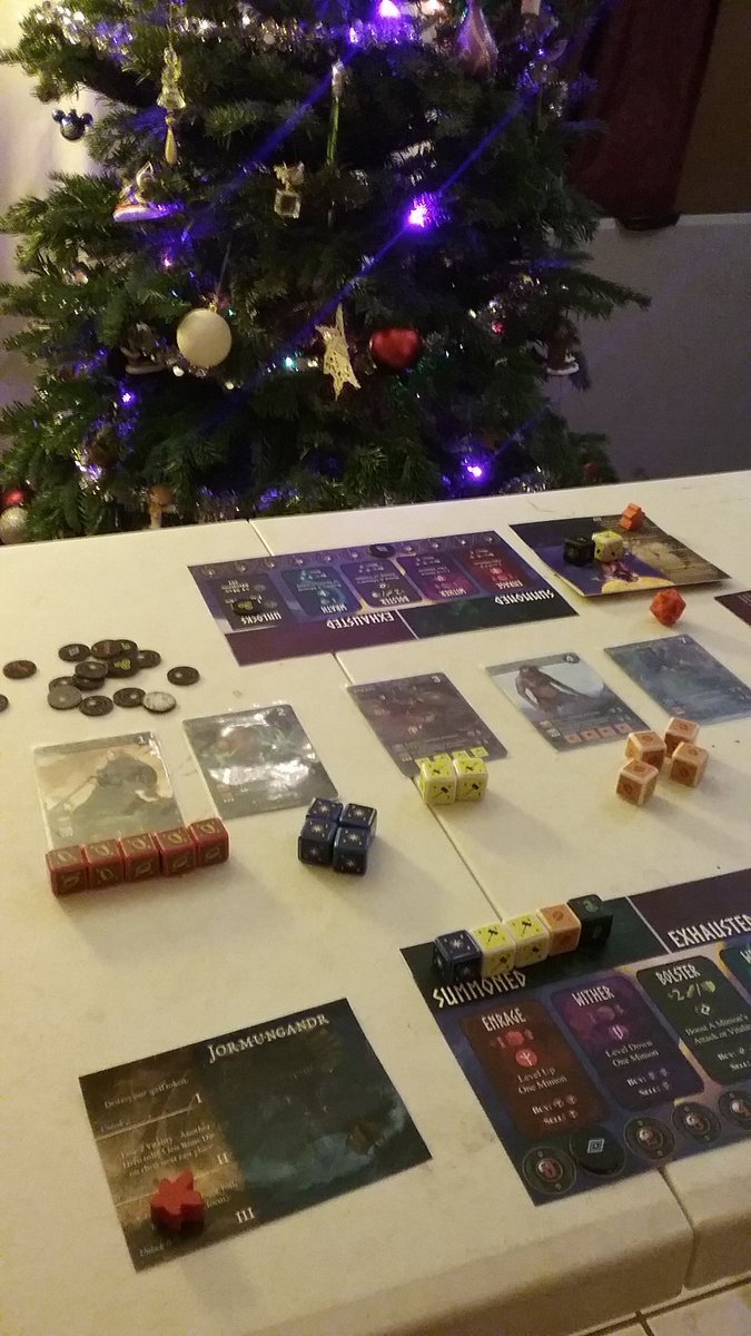 Happy holidays! We're back at it playtesting Runes of Ragnarok and gearing up for 2019!
#tabletop #boardgames