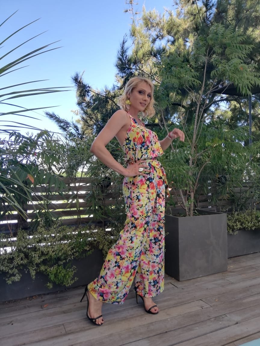 Look del día para @lasrubiasmasuno por <a href="/CanalNetAr/">Canal Net TV</a> ♥😉