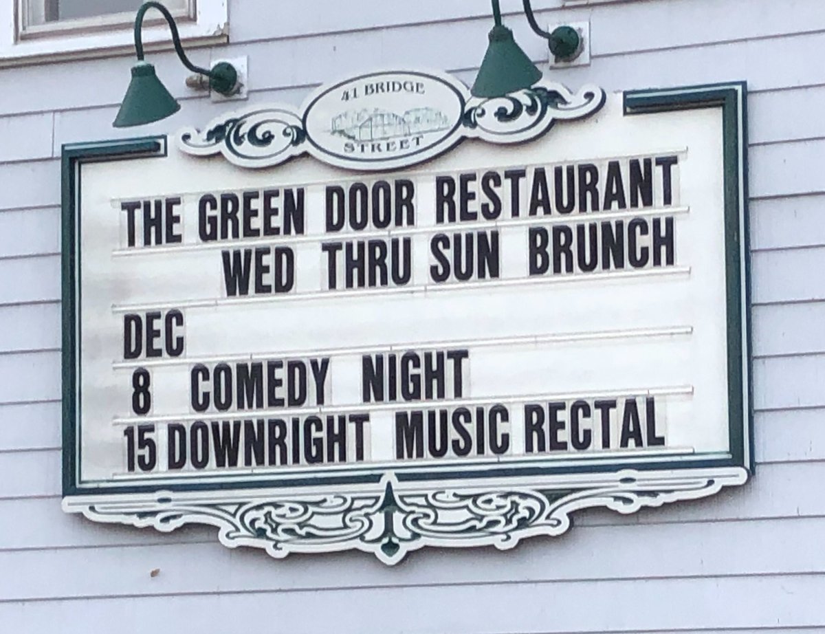 JuliaGarstecki's tweet image. Yes, I was proud when I spotted the error. #Editor #pottyhumor