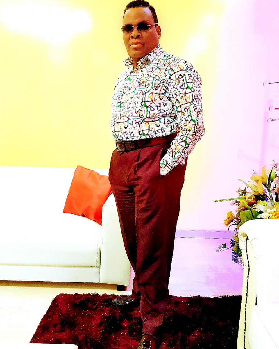ThunderPlenty's tweet photo. Catch #KingSomNala, UsukulweNkosi breakfastshow @6am-8am
online https://t.co/NBa6lljpcu and @Rise radio 87.9FM.

Display the virtue &amp;the Glory of the God of plenty https://t.co/vONZTat6Os
