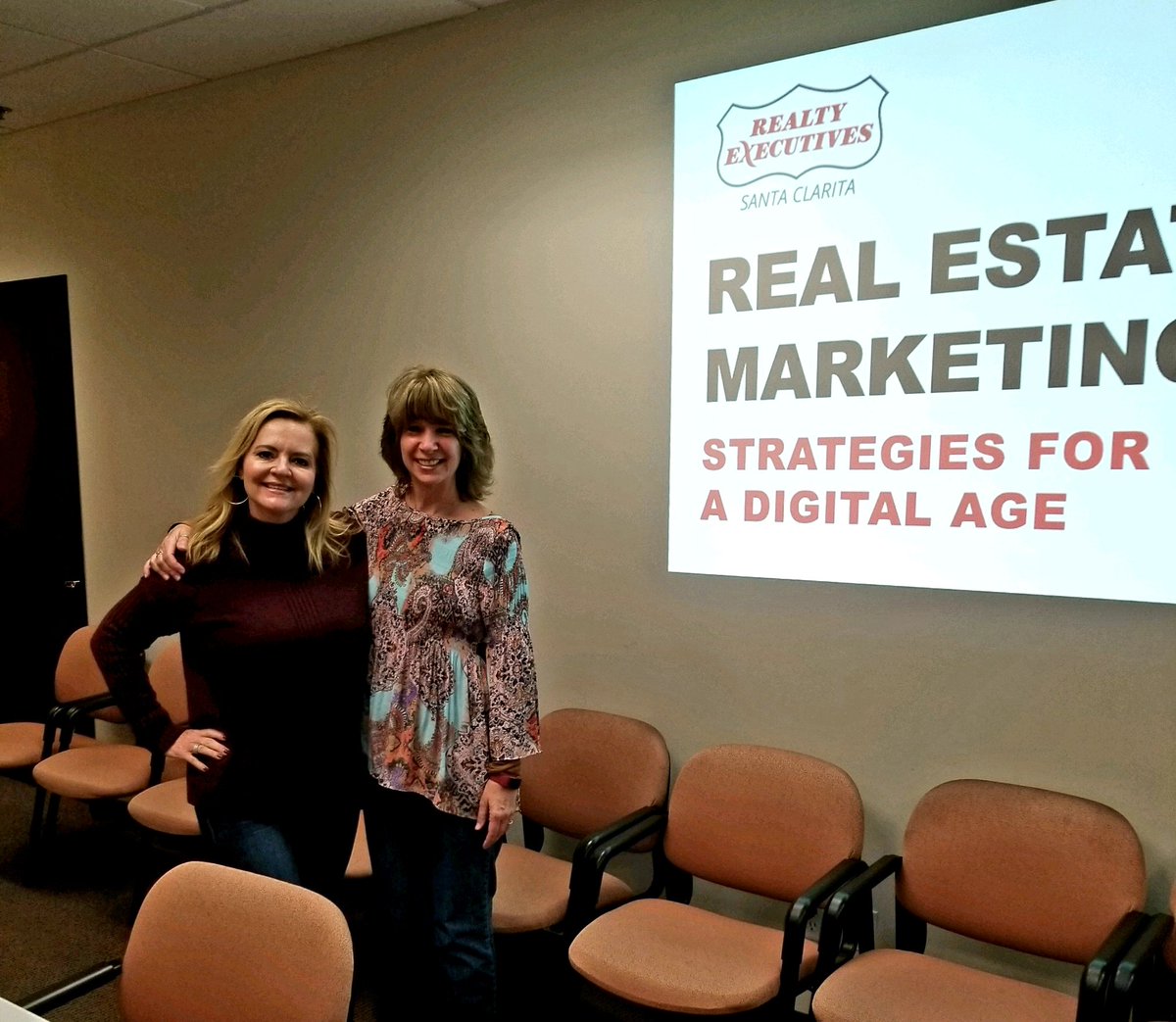 WitzRealEstate's tweet photo. Always up for learning new tech stuff!! π‘π‘ #realtorscv #realestate #KeepYourWitz #realtorlife https://t.co/qfCOvtbrGn