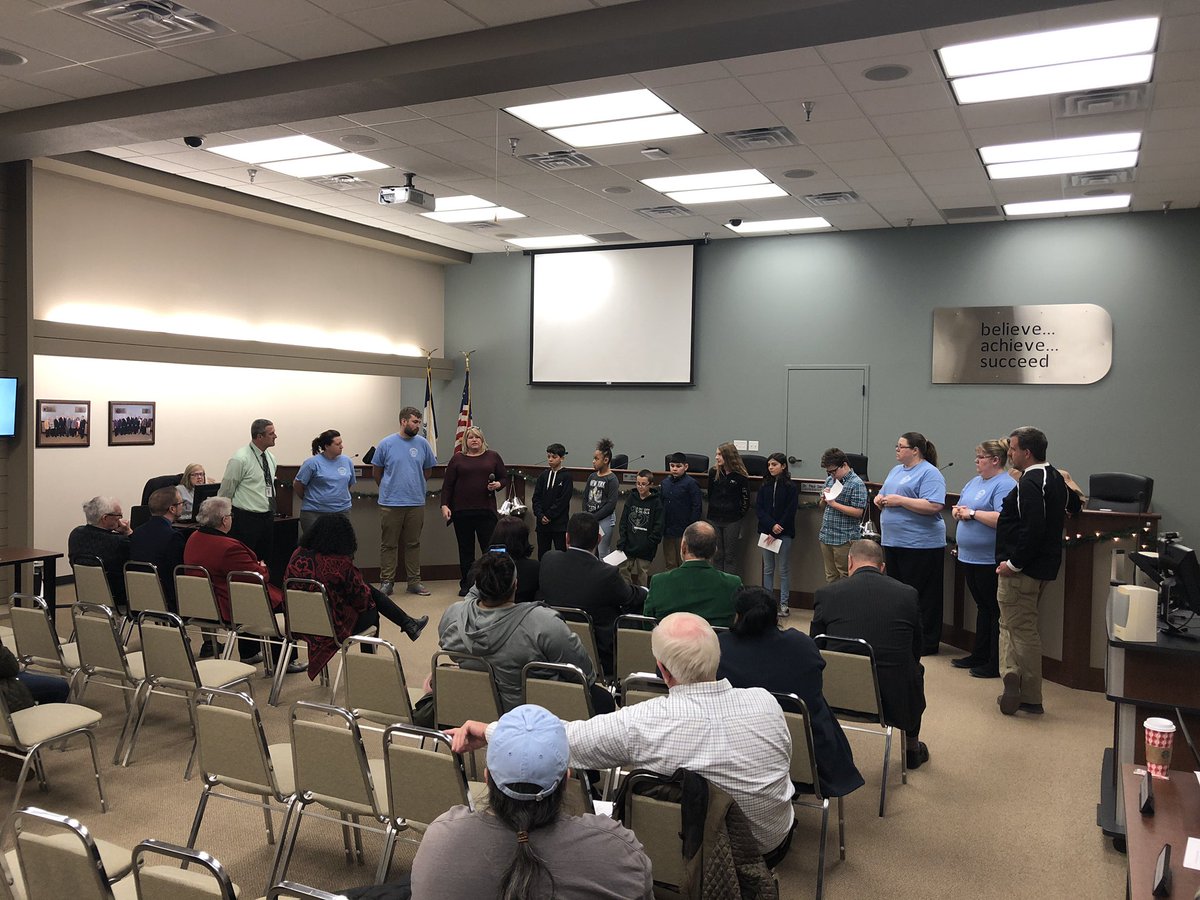WMS_SCCSD's tweet photo. Great job Wildcats!  Made us so proud to be part of your West Middle team!  #wearewest https://t.co/Rt3D3FFWGq