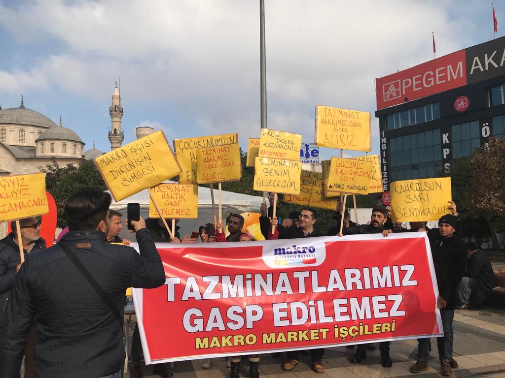 Nrslitrn1's tweet photo. @RT_Erdogan #MakroİscininHakkınıOEde 1600 maaş alıp eşimiz işten çıkarılıp haklarını alamayıp kendisi hakkını aramak için is bulamayan ışçinin esiyim☝️2 çocuk yaptım 3 tane daha yapayım mi?2 çocuğa bakacak gücümüz yokken çocuk yapın diye seslenenler nerdeler? https://t.co/hyzMj0Is3Y