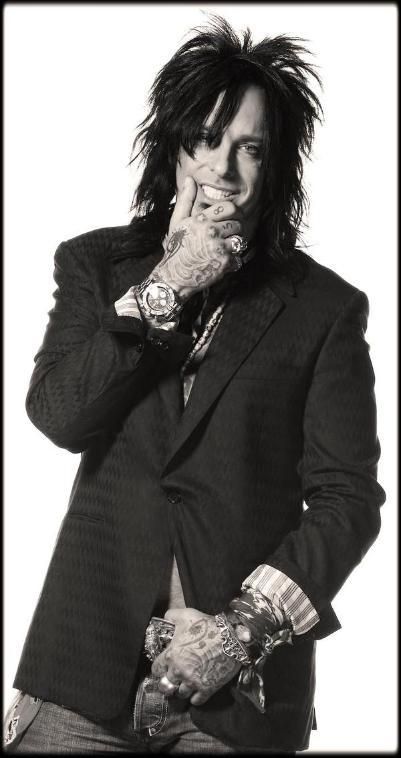 Trixy_Tang's tweet photo. Happy Birthday @nikkisixx @sixxam https://t.co/eZVFhXIkeo