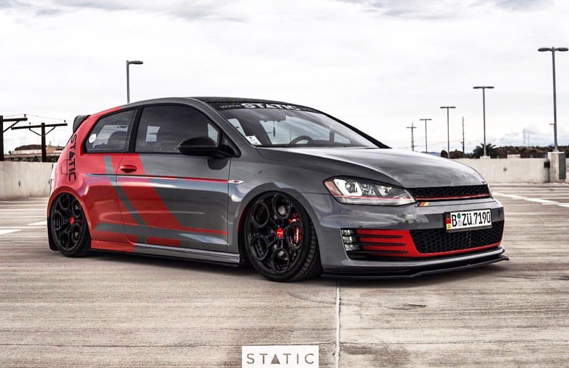 “Slammed Golf GTi Brakes: @Rollofaceusa Wheels: @Rotiform #slammed #lowered...