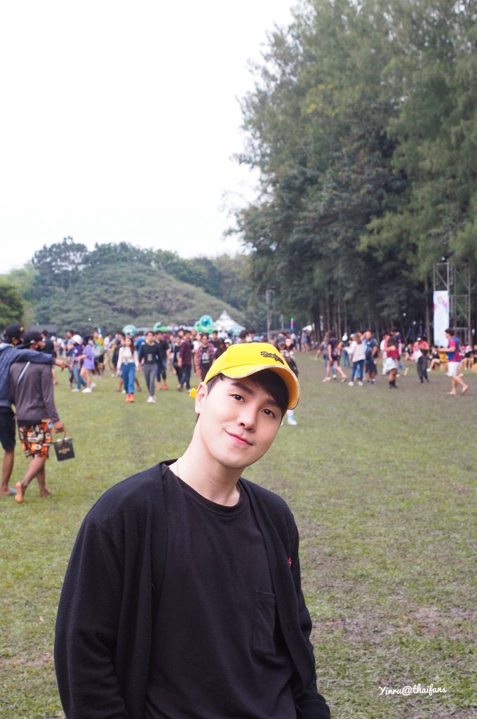 yinru_thaifans's tweet photo. @Poom_AF11 at #BMMF9
#BigMountainMusicFestival
#KKongPoom #KKP
#เคก้องภูมิ #เคก้องพูม #GrandCompilation2018 #GRANDMUSIK https://t.co/k4eBju3Yor