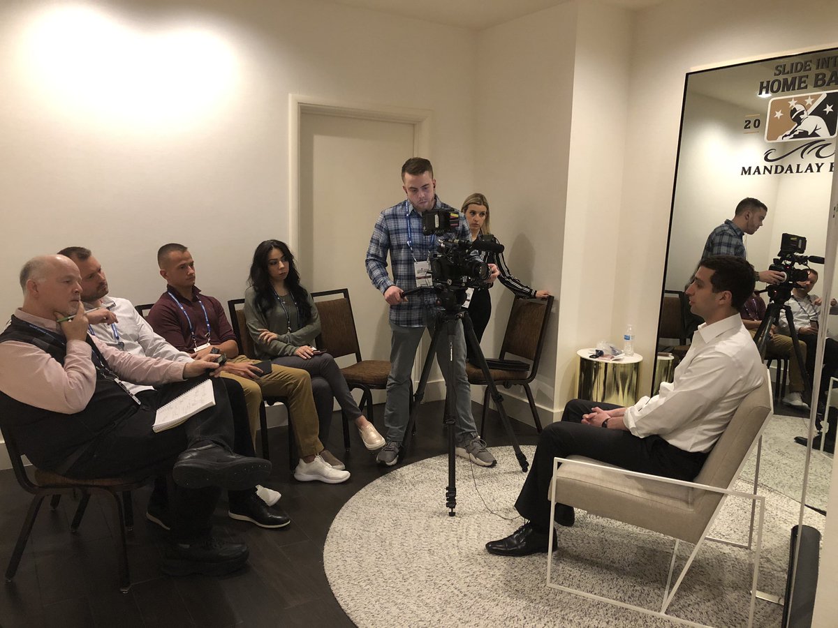 GM David Stearns meets with the Milwaukee media at the #WinterMeetings. https://t.co/BfpdSBRsP1