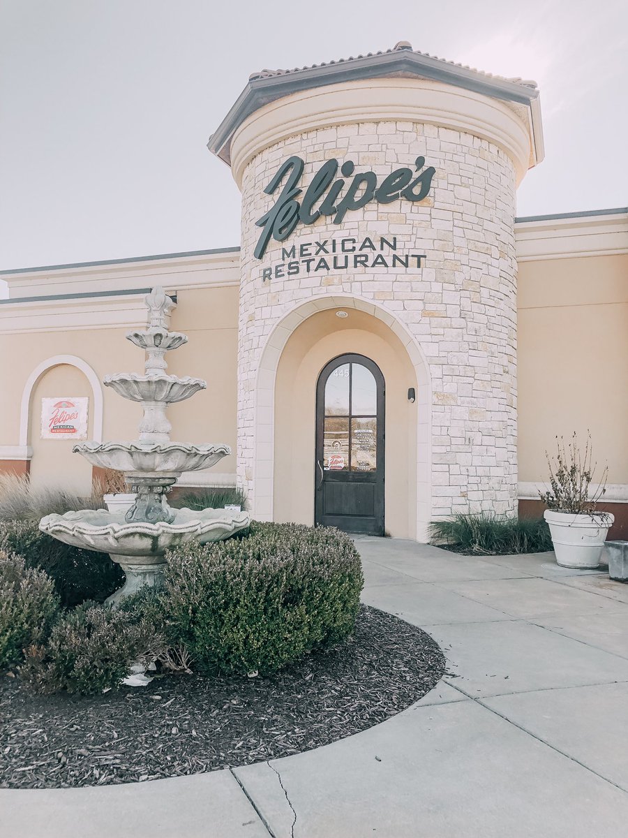 LocalLegacyICT's tweet image. $10 off $40+ with your #LocalLegacy card @FelipesOriginal! *excludes alcohol