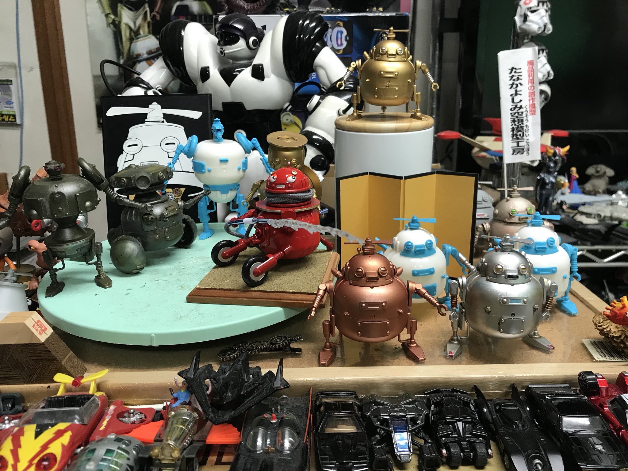 たなかよしみ 産業フェア クリスマスフェスタの連投も無事終了 Diyロボたちも仕事机横の所定の場所に戻ってきました お疲れ様 ウケてたな T Co Rnvyptdowg Twitter