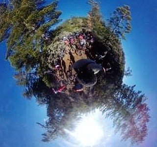 CaliExp's tweet image. Georgetown is its own little world of good vibes, great people, and fun times. #wecameforthechunk #organicmtnbiking #georgetowncalifornia #rockymountainbikes 📸: @mountain.wizard 🔮 ift.tt/2G90baD