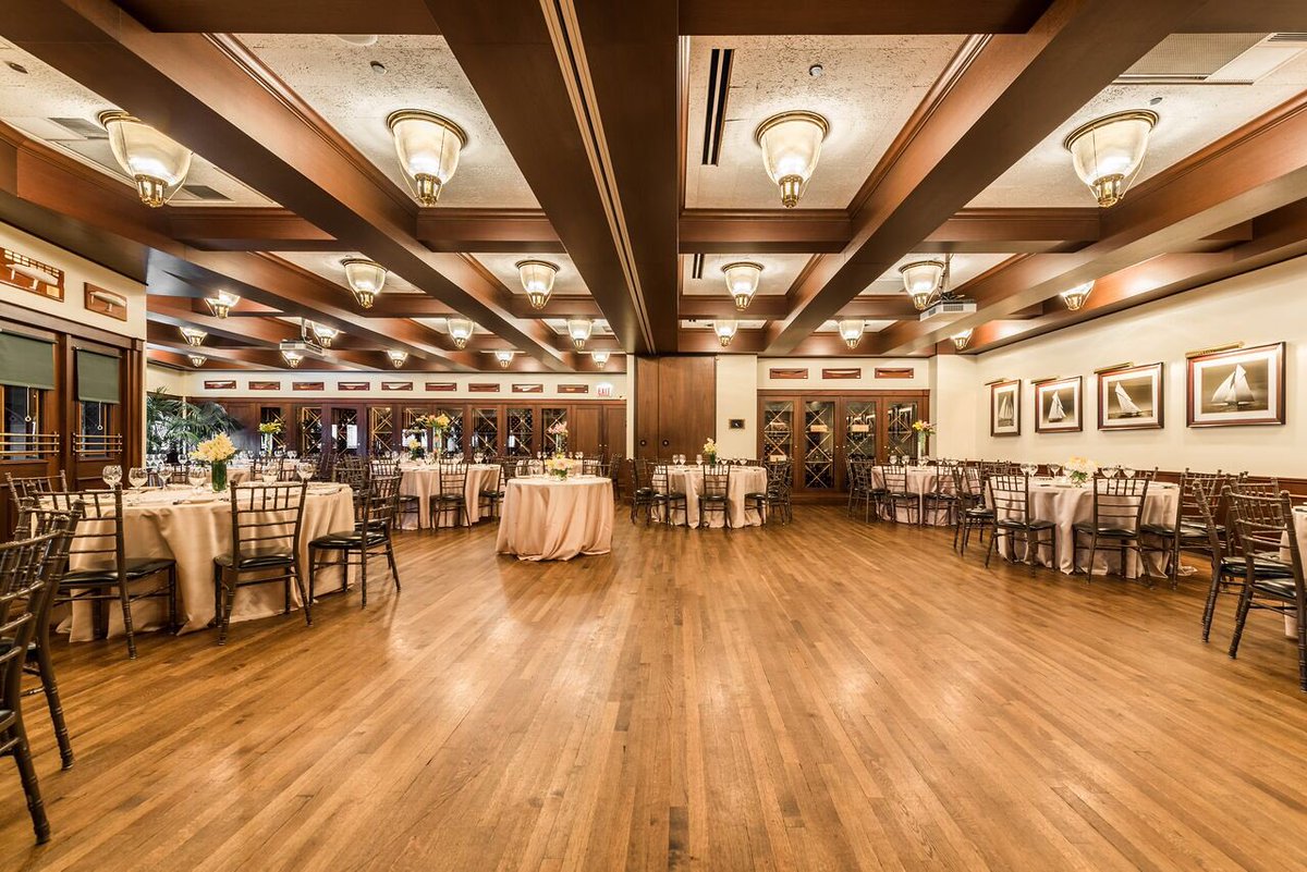 Hugo S Frog Bar Fish House On Twitter Holidays At Hugo S