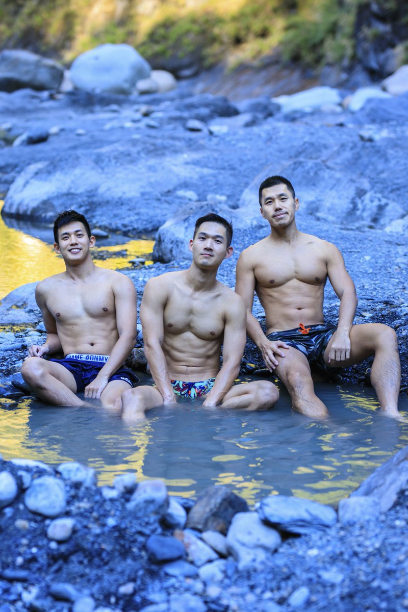 peng_andward's tweet photo. 當我們同在一起泡湯
#malemodel #PicOfTheDay
【男神遊園地 Male Photography】IG: andward https://t.co/D5m3uEI7zq