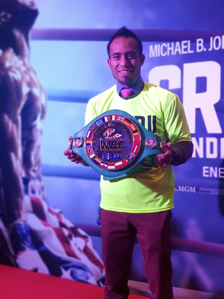 EliasEmigdio's tweet photo. Gracias por la invitación @wbcboxing @wbcmoro de la Premier #Creedll, estoy muy agradecido y nada me haría más feliz de conquistar el #VerdeYOro. Trabajaré fuerte porque el camino aún es largo. https://t.co/6XcAer2neZ