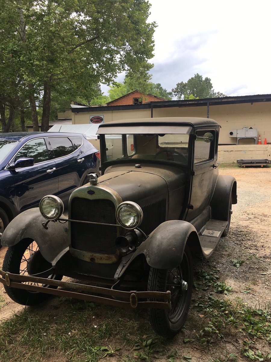 SouthernShop's tweet image. Cool employees