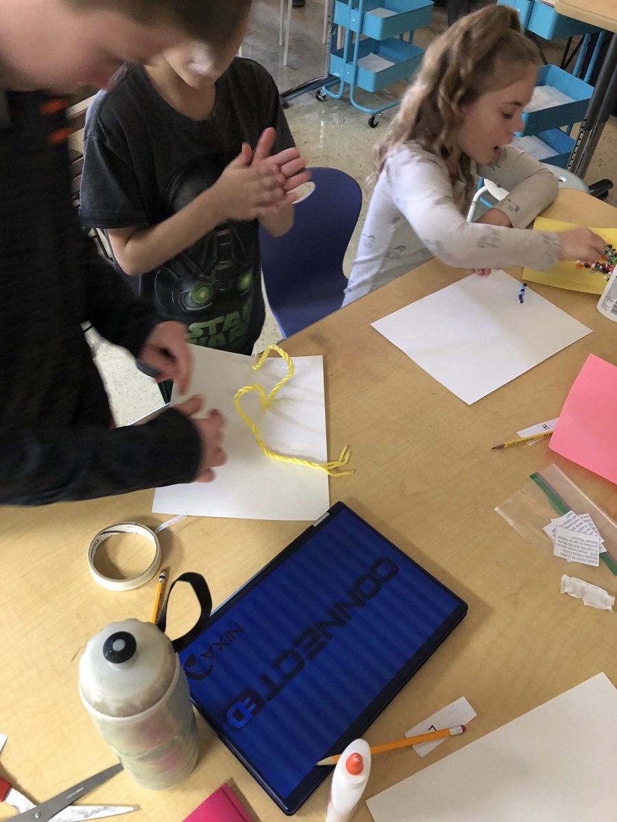 missHteaches4th's tweet photo. Students explored various materials and then engineered waves to model their patterns. #handsonlearning #STEAMazing @jtsdnixa https://t.co/HM5BjJLa37