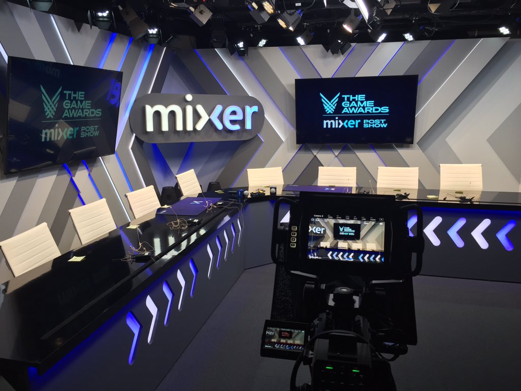 TabbyLlama's tweet image. AND....just mapped out the lighting grid for our desk set in studio 1.
So if you ever wondered how we light our set, this is what it looks like from above. 

The orange boxes are a user friendly way for people to control hosts lights individually. 
#MaybeOverkill