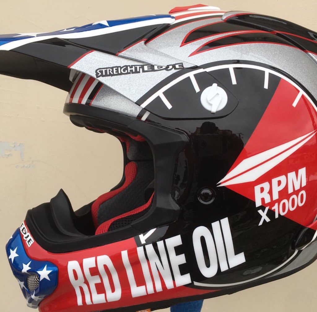New Moto Helmet design and ready for 2019 and our 40th anniversary 
#redlineoil #DoYouRedLine #motocross #dirtbike #arai #supercross