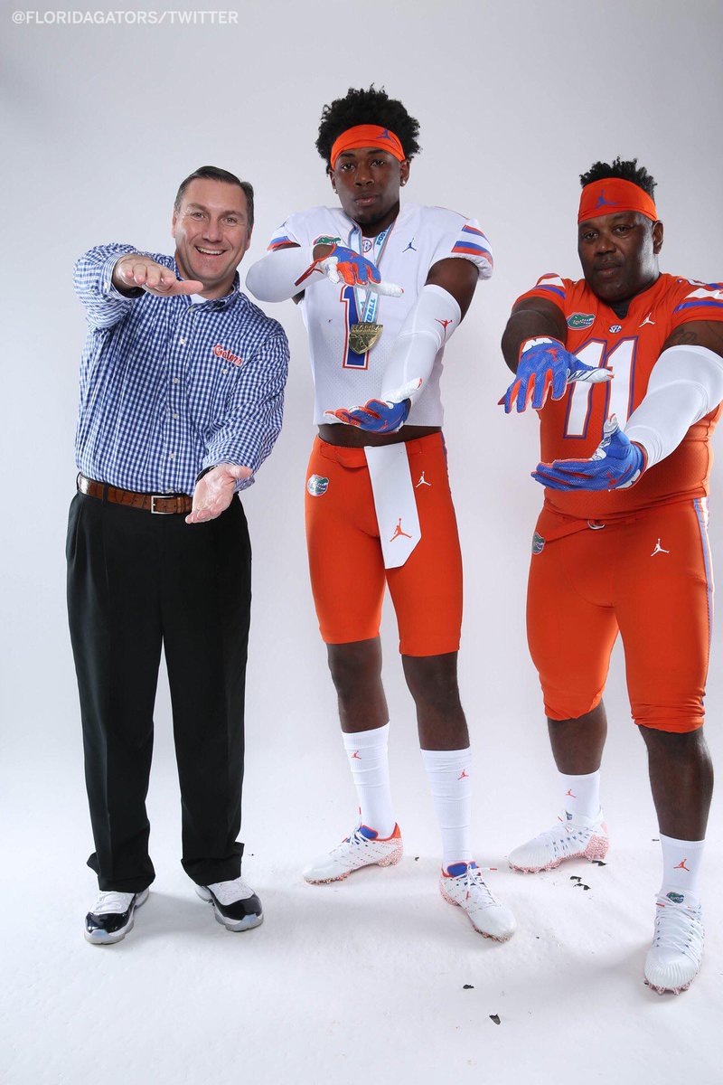 .@GatorsFB knows how to impress recruits ... and their dads 🐊 (via @FloridaGators)