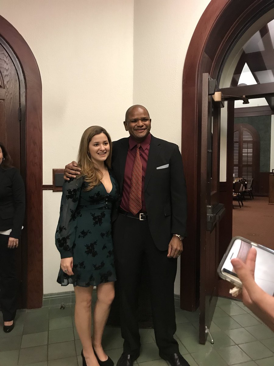 Groves01Groves's tweet image. #UTeachRGV graduation banquet!  #UTeach #UTRGV