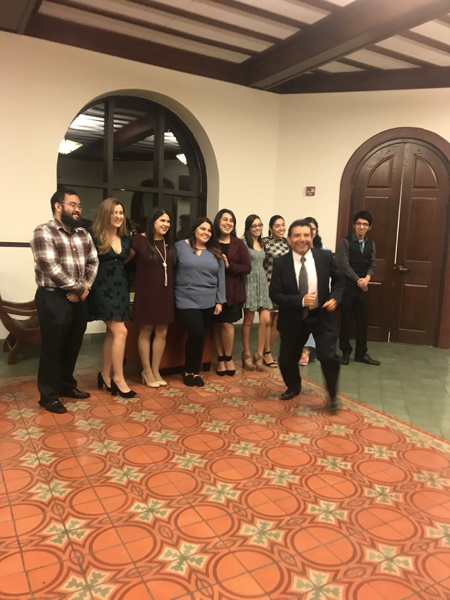 Groves01Groves's tweet image. #UTeachRGV graduation banquet!  #UTeach #UTRGV