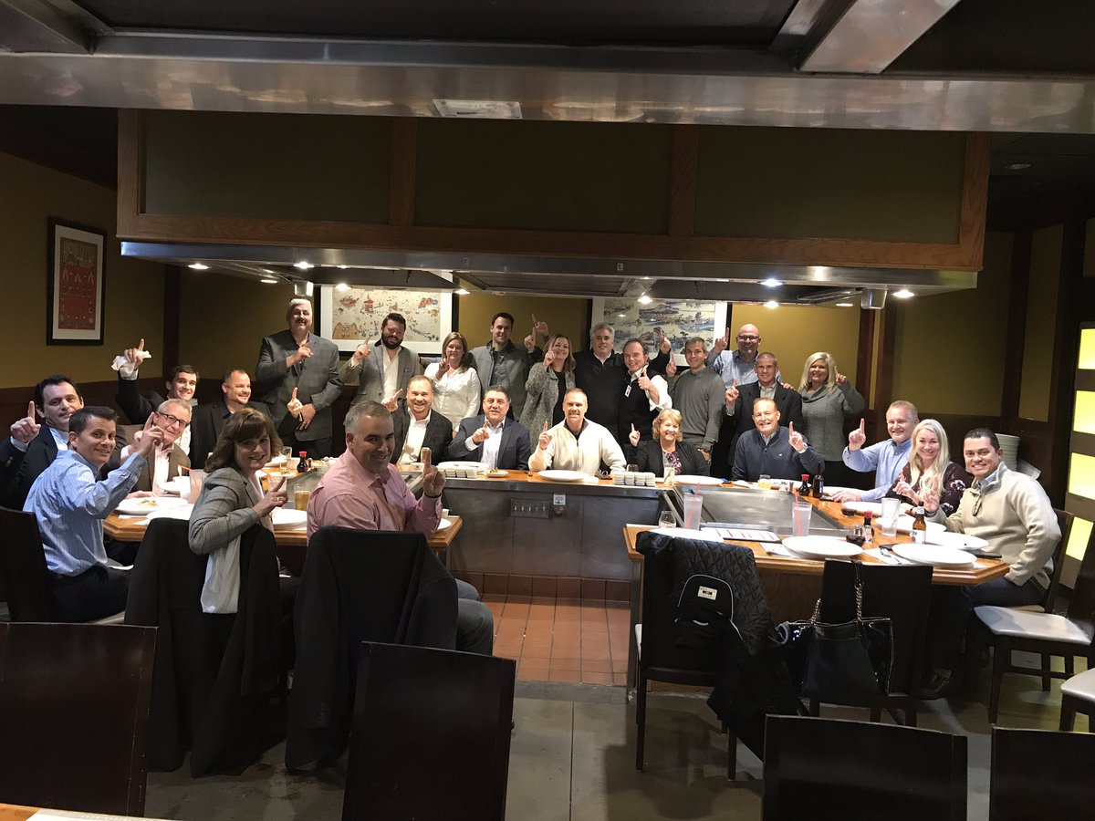 rjkoch61's tweet photo. @RayRRamu @MarkHamblin3 @Saia_Inc  leadership dinner in Atlanta.  2019 here we come #saiastrong https://t.co/bwdZMsmXAt
