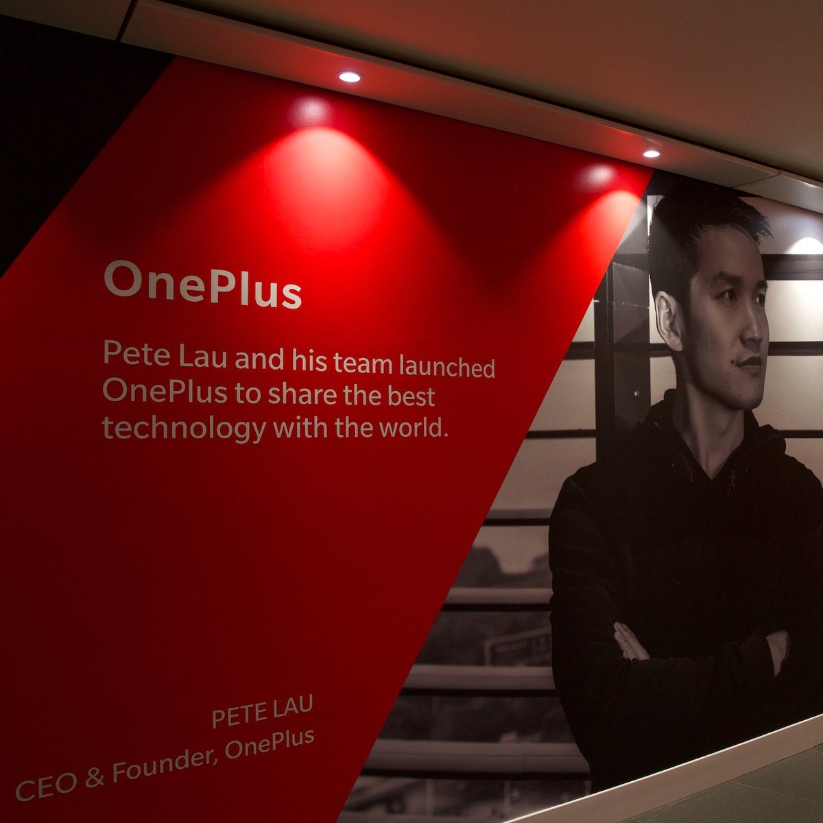 OnePlus tweet media