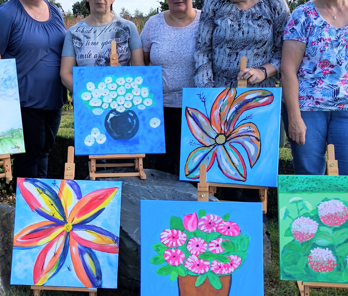 Tijdens #TuinIdee2019 kun je ook workshops volgen!
De Tinteltuin verzorgt een leuke workshop, namelijk bloemen schilderen.

Wil jij ook een workshop geven? Er zijn nog een aantal plekken beschikbaar. Stuur ons een berichtje!