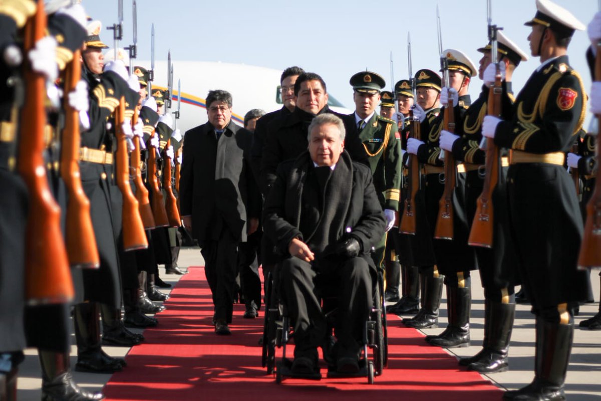 #GiraOficialEcu | Presidente, <a href="/Lenin/">Lenín Moreno</a> Moreno, arriba a Pekín - China para cumplir con la agenda de actividades programadas, en el marco de su visita oficial que tiene como finalidad fortalecer lazos entre ambos países.