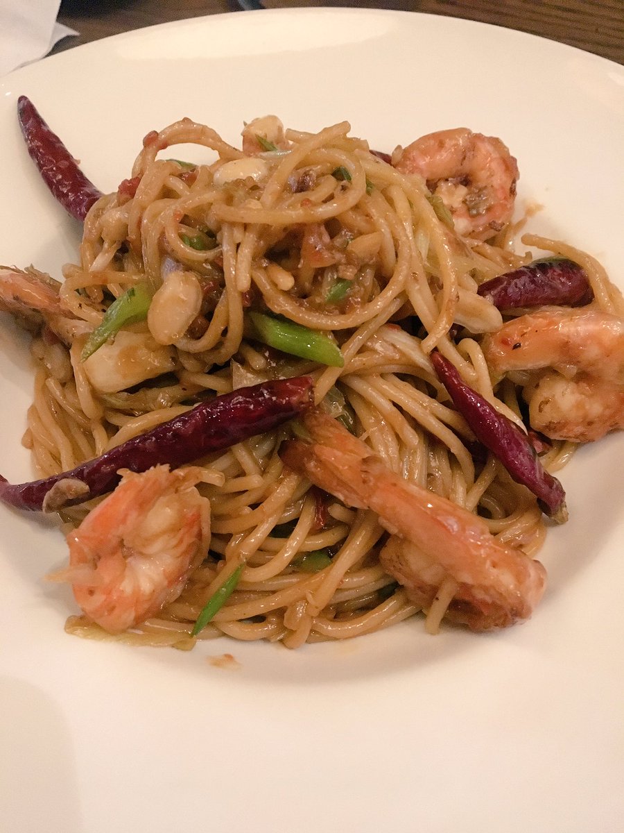irenegarciamx's tweet photo. Ven por qué me apliqué en el gym hoy 😬 Pasta Kung Pao Camarón, Egg Rolls, Dip de Espinacas y postres!!!! Vengan a @CPKmexico y registren su tarjeta #WOWRewards para obtener muchos beneficios en cada visita de sus restaurantes favoritos #SéUnWinner #SóloParaWinners https://t.co/CQSxqaCBmg