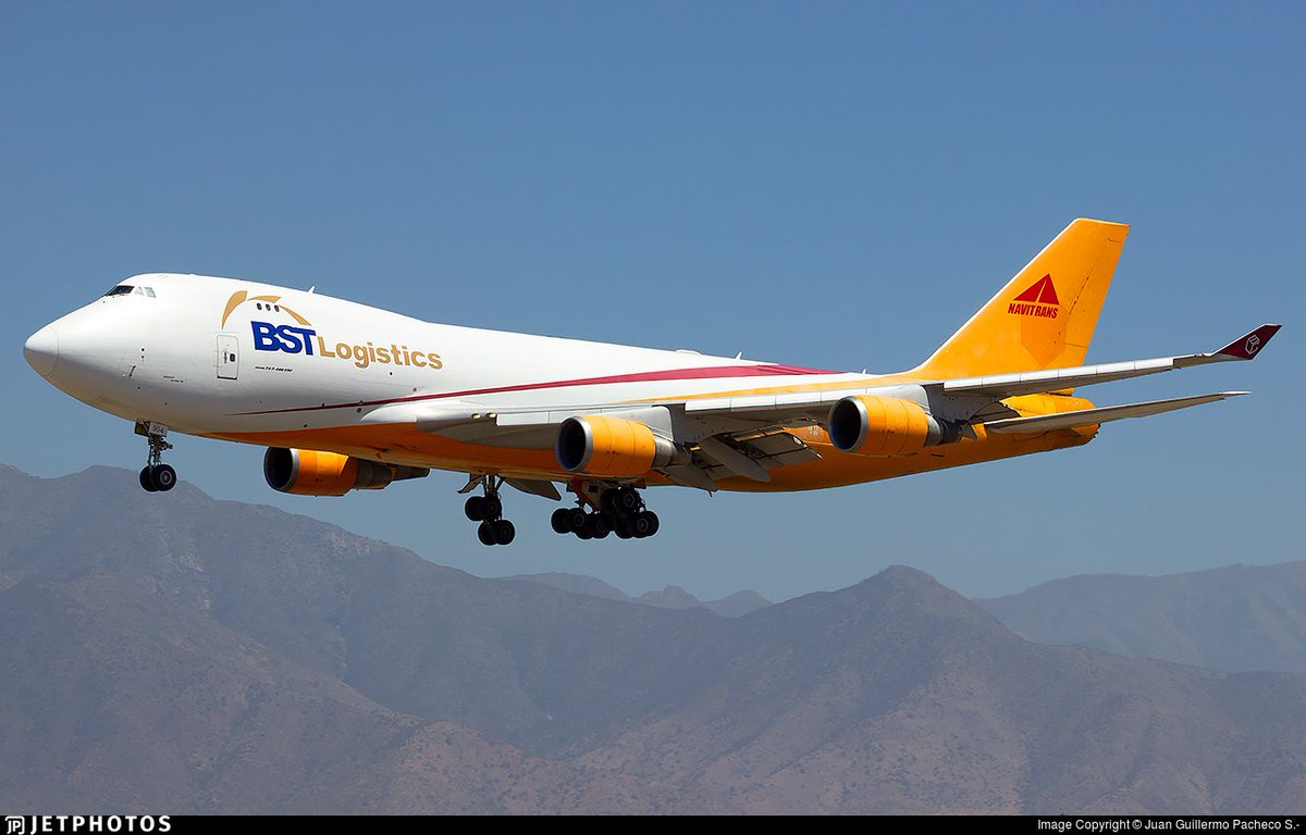 JetPhotos's tweet photo. A SkyLease Cargo 747 in BST Logistics livery landing in Santiago. https://t.co/AA5OWqP2cz © Juan Guillermo Pacheco S. https://t.co/RCwDOF2Haz