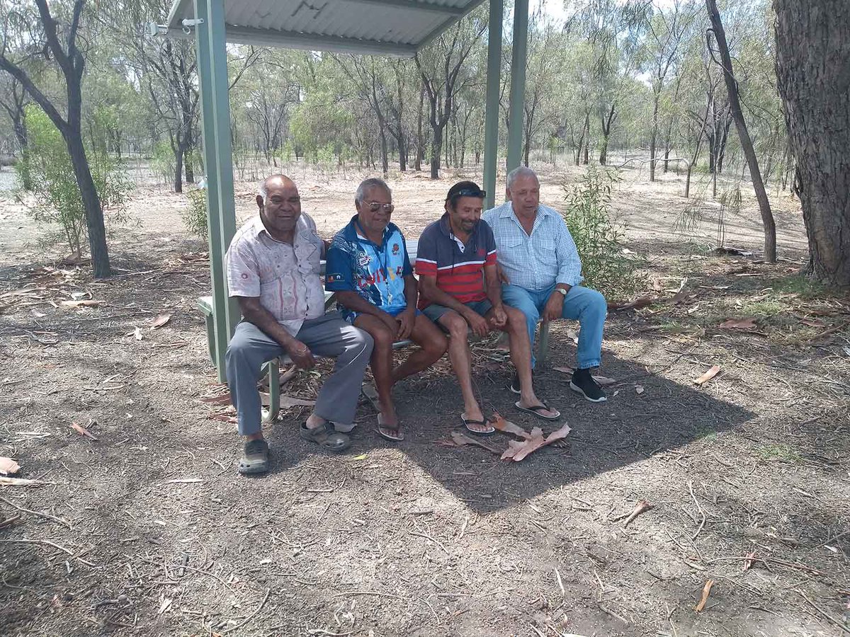 DEG campaign for safe drinking water and healthy rivers for the wellbeing of Walgett continues. Our statement here: dharriwaaeldersgroup.org.au/images/downloa… … …. ABC's <a href="/rachelcarbonell/">Rachel Carbonell</a> story here: abc.net.au/news/2018-12-1…
