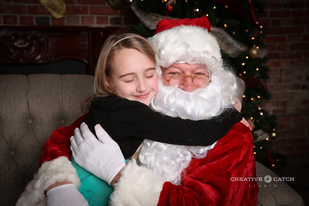 creative_catch's tweet image. PHOTOS WITH SANTA sessions... BOOK NOW! - mailchi.mp/d5e75546a6e3/p…