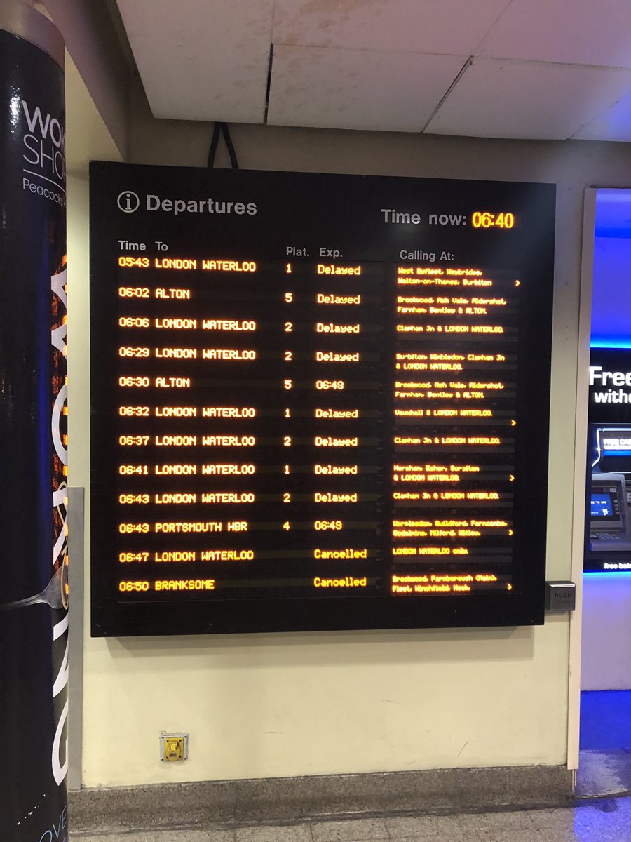 SteveONeillUK's tweet photo. @SW_Railway  yet again #SWR!! What’s going on? And you are putting prices up???? https://t.co/S9cqsqfVt6