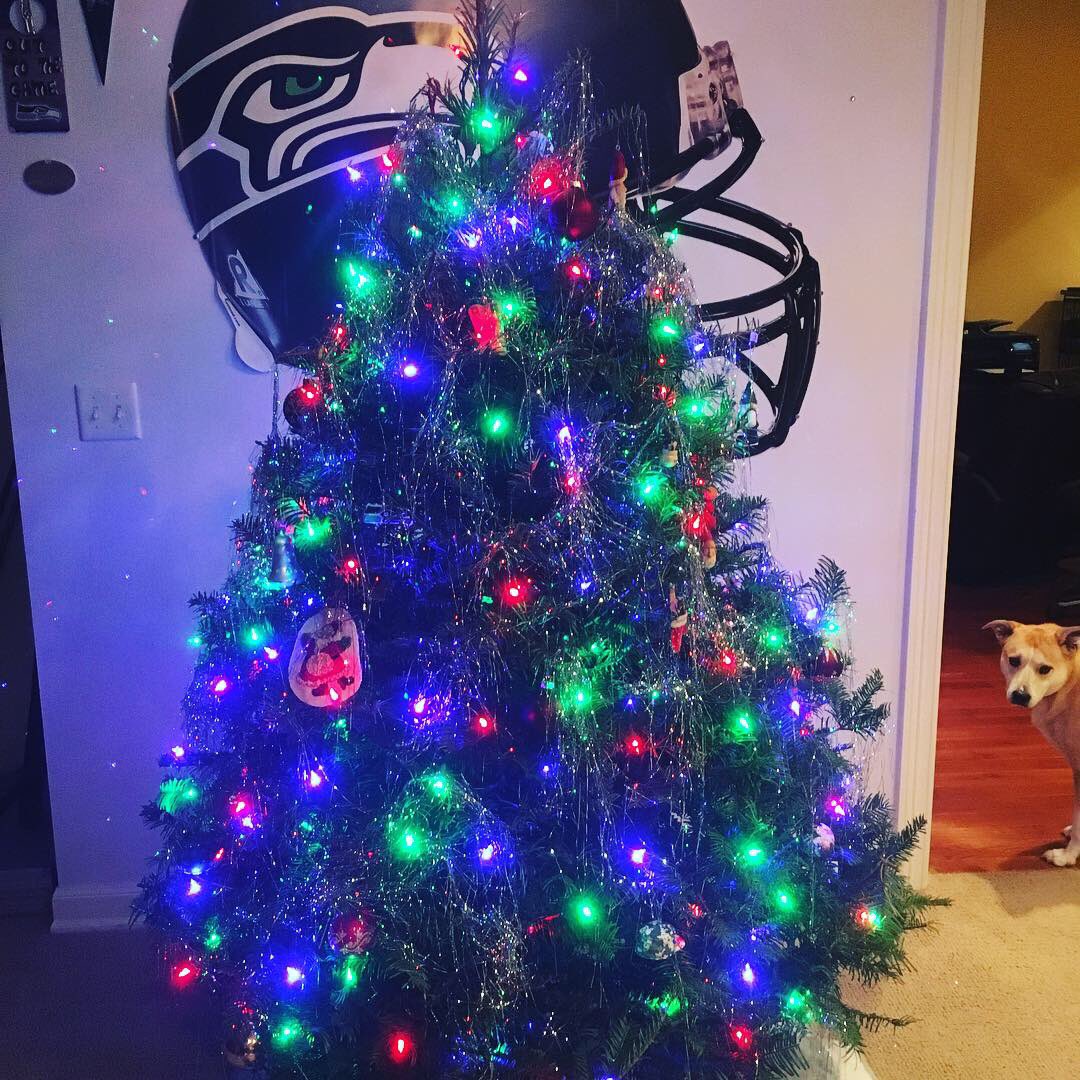 Melissa McIntosh (@missylumac) on Twitter photo Christmas is here!! ❤️❤️🎄
.
#christmas #love #photography #photooftheday #winter #style #holiday #picoftheday #happy #christmastree #family #beautiful #holidays #december #merrychristmas #design #beauty #xmas #GoHawks Christmas is here!! ❤️❤️🎄
.
#christmas #love #photography #photooftheday #winter #style #holiday #picoftheday #happy #christmastree #family #beautiful #holidays #december #merrychristmas #design #beauty #xmas #GoHawks