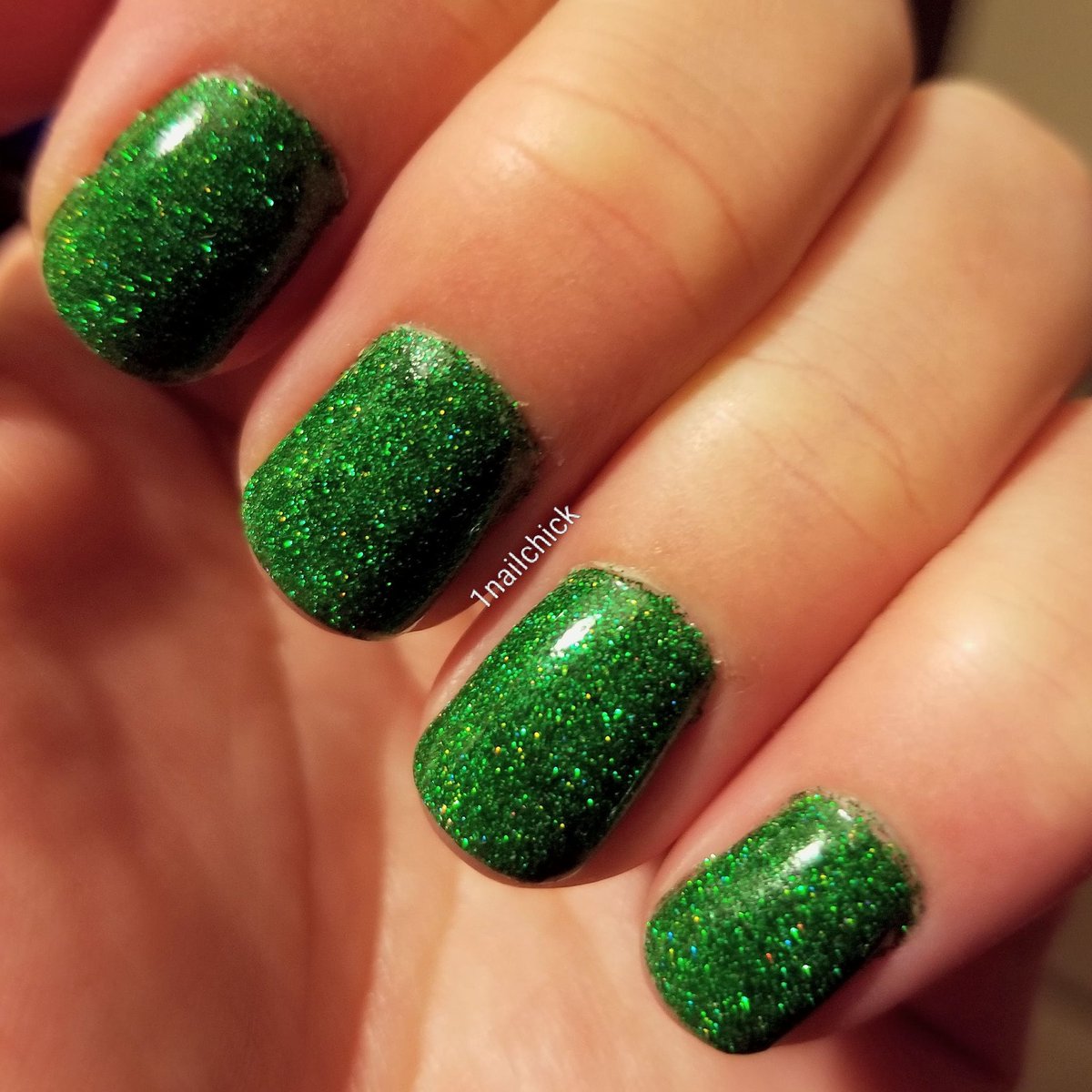 1nailchick's tweet photo. Do the unexpected for Christmas!π
@wildflowersnailshop
#merrymani #christmasnails #holidaynails #green #glitter #glitternails #nails #CNDGrandmaster #shellaccertifiedpro #1nailchick #licensed #professional #Nailtech #manicurist #MarcoIsland #FL #schedulicity #square #inthe239 https://t.co/yzAgg04HlI
