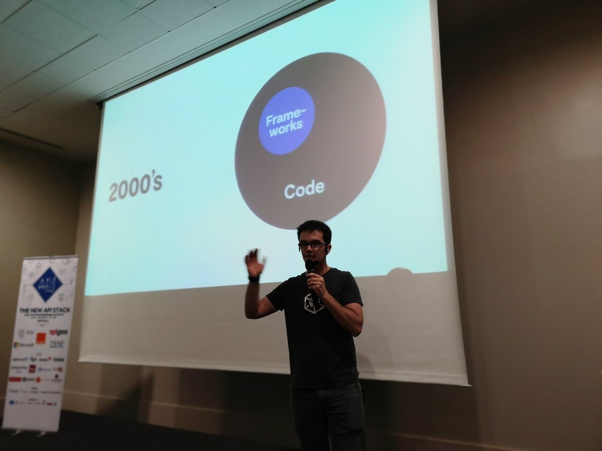 Seluj78's tweet image. @JbAviat on business security at #apidaysparis #thenewAPIstack