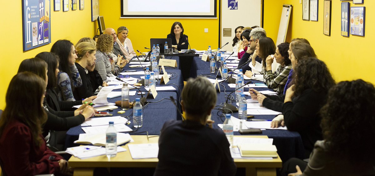 FIAPAS's tweet photo. Entidades confederadas autonómicas de @FIAPAS participan hoy en una Mesa de Desarrollo Interterritorial en la que, de forma coordinada, comparten experiencias y conocimientos para seguir avanzando en la mejora de la prestación de servicios y programas.
https://t.co/SstLHCMy3C https://t.co/BrxCgMyAEF